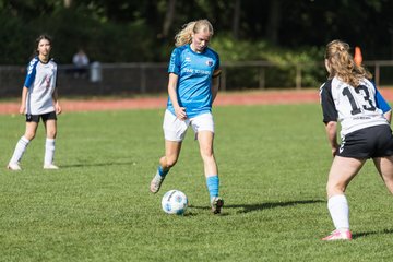 Bild 213 - wBJ VfL Pinneberg - Germania Schnelsen : Ergebnis: 15:1